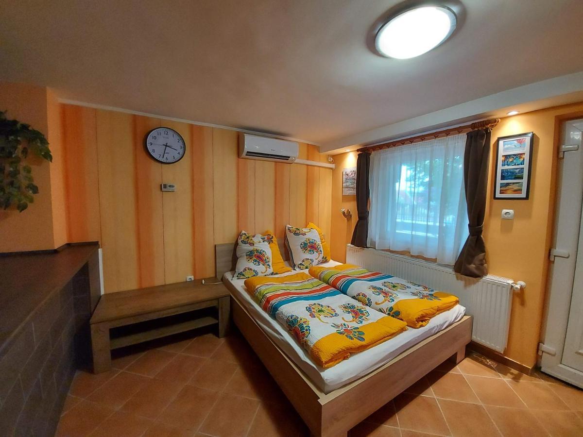 Nora Apartman Balatonlelle Luaran gambar