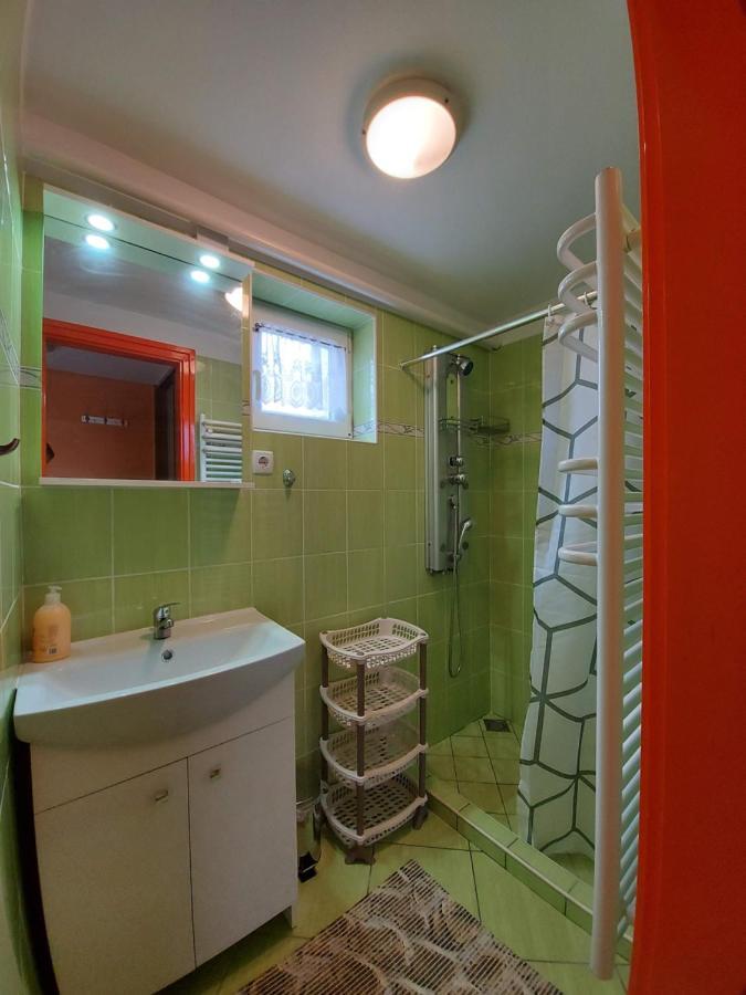 Nora Apartman Balatonlelle Luaran gambar