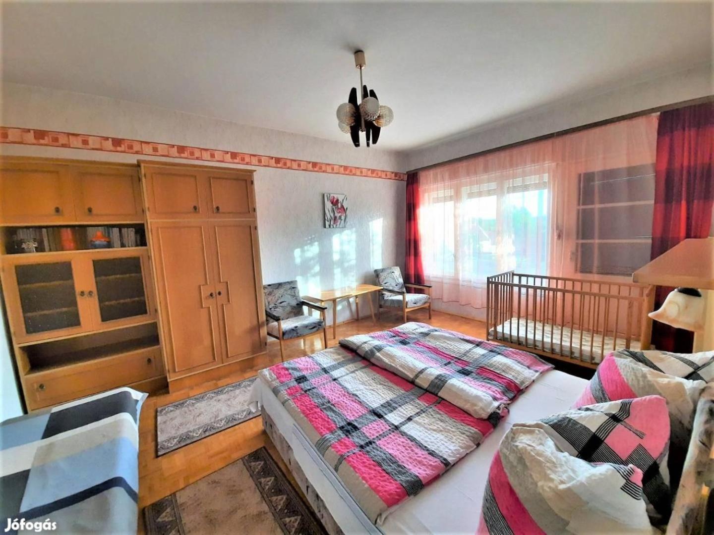 Nora Apartman Balatonlelle Luaran gambar